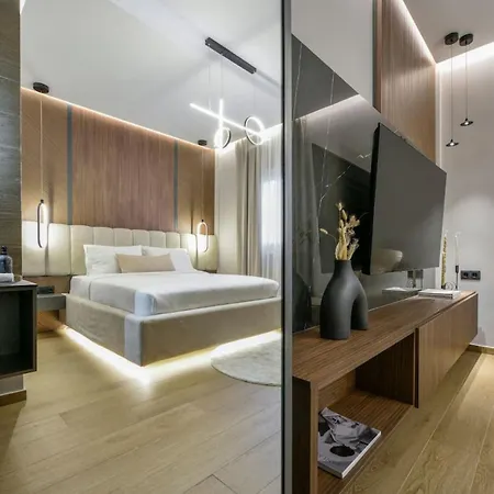 Apartment Aristotelian Virtues - Evlaveia