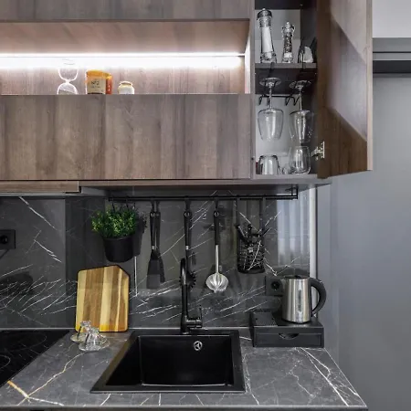 Apartment Aristotelian Virtues - Evlaveia Thessaloniki